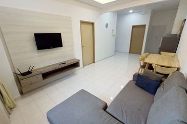 Kondo Ruby (Golden Showers)