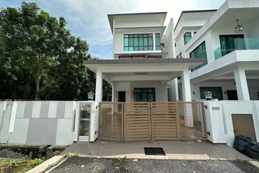 THE OZANA RESIDENCES