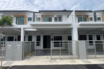 Taman Molek Residence Ayer Molek Bukit Katil Melaka, Gated Guarded 2 Storey Terrace House