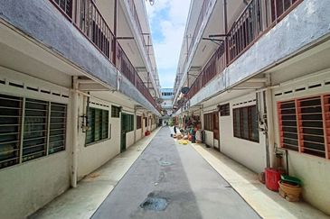 Pangsapuri Tun Sri Lanang