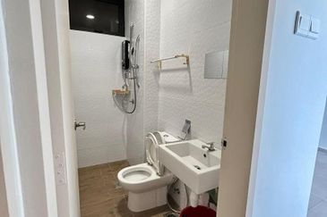 The Quartz Residence