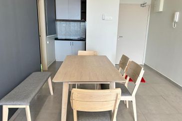 The Quartz Residence