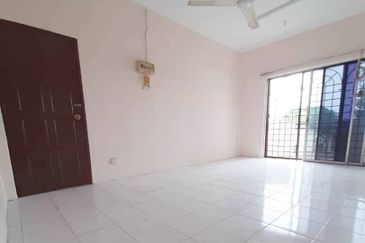 Pangsapuri Malim Jalan Balai Pangjang Melaka, Ground Floor Unit For Sale