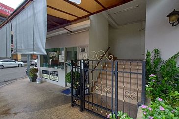 CHENG HEIGHTS CONDOMINIUM