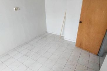 Pangsapuri Kota Laksamana Utama