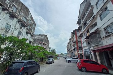 Pangsapuri Kota Laksamana Utama