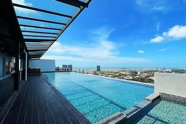 The Quartz Residence