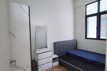 The Quartz Residence