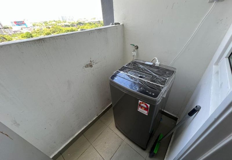 Seasons Luxury Apartments @ Amara Larkin