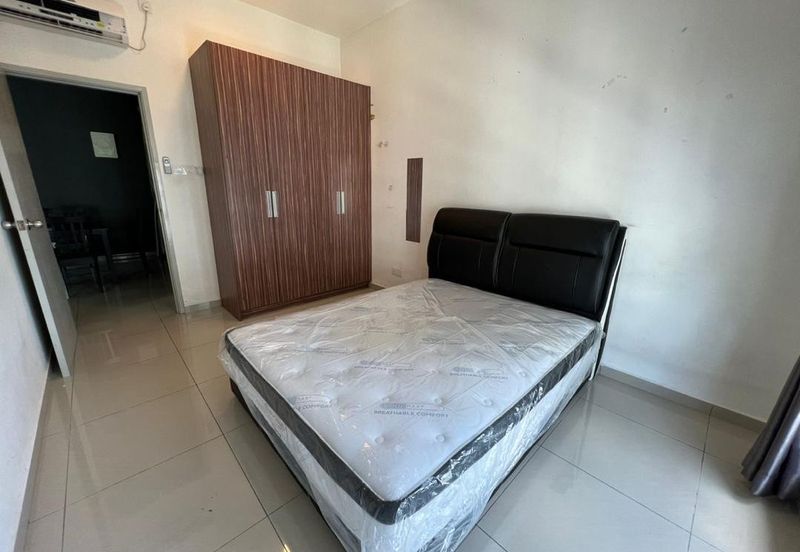 Seasons Luxury Apartments @ Amara Larkin