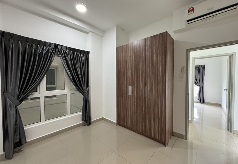 Seasons Luxury Apartments @ Amara Larkin