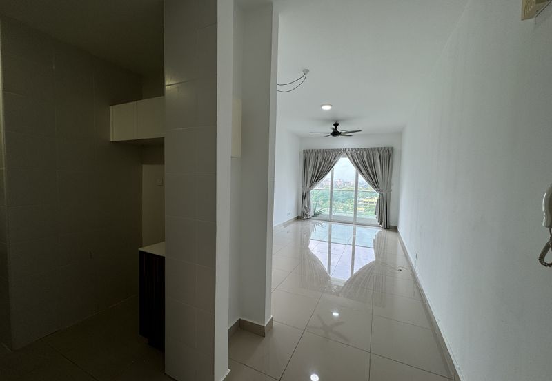 Seasons Luxury Apartments @ Amara Larkin