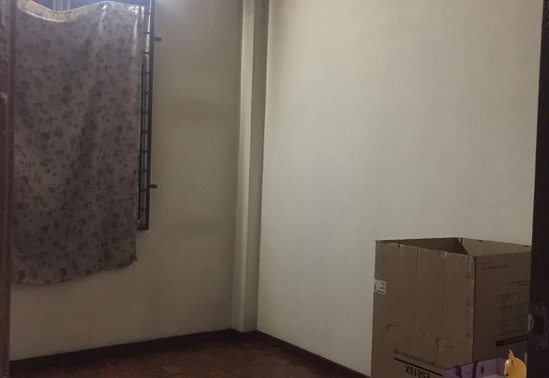 Ria 1 Apartment, Taman Megah Ria