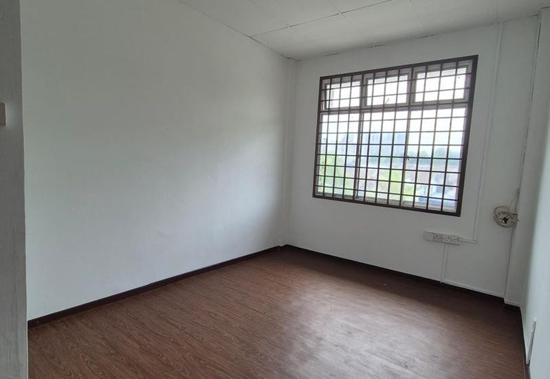 Ria 1 Apartment, Taman Megah Ria