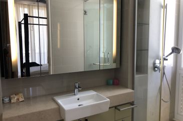 Emerald Bay @ Puteri harbour