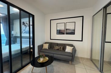 Almas Suites @ Puteri Harbour