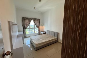 Seasons Luxury Apartments @ Amara Larkin