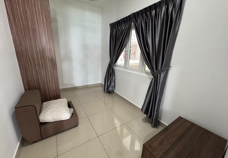 Seasons Luxury Apartments @ Amara Larkin