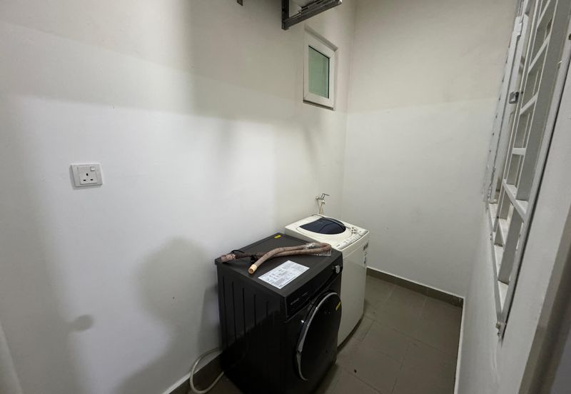 Seasons Luxury Apartments @ Amara Larkin