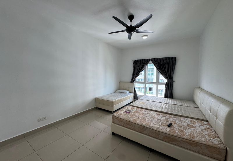 Seasons Luxury Apartments @ Amara Larkin