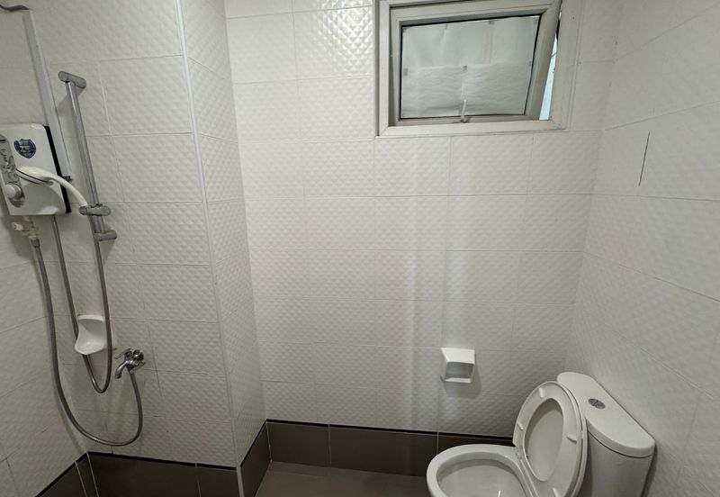 Seasons Luxury Apartments @ Amara Larkin