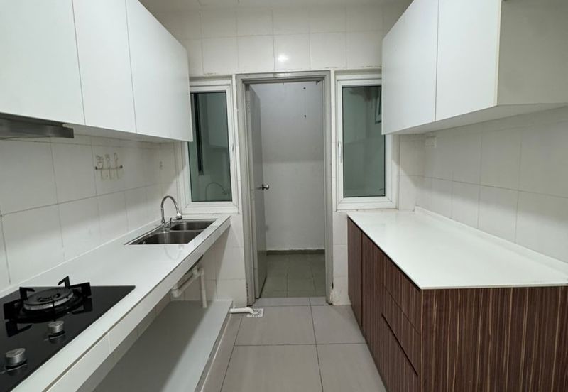 Seasons Luxury Apartments @ Amara Larkin