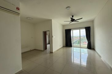 Seasons Luxury Apartments @ Amara Larkin