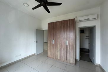 Seasons Luxury Apartments @ Amara Larkin