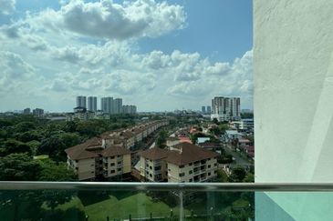 Seasons Luxury Apartments @ Amara Larkin