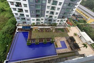 Seasons Luxury Apartments @ Amara Larkin