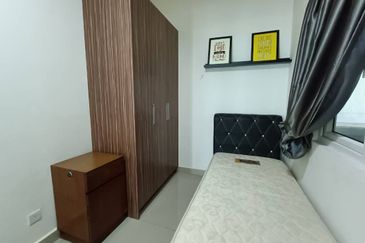 Seasons Luxury Apartments @ Amara Larkin