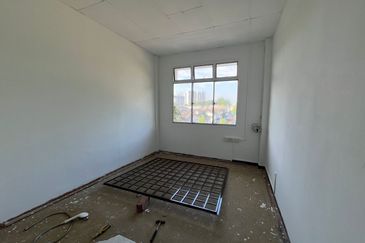 Ria 1 Apartment, Taman Megah Ria