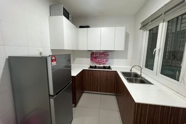 Seasons Luxury Apartments @ Amara Larkin