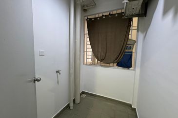 Seasons Luxury Apartments @ Amara Larkin