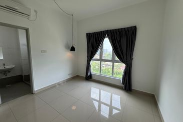 Seasons Luxury Apartments @ Amara Larkin