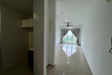 Seasons Luxury Apartments @ Amara Larkin