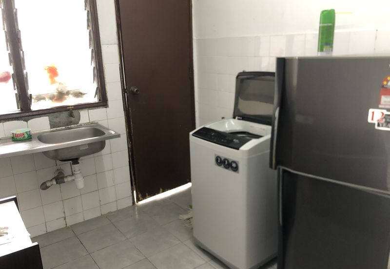 Ria 1 Apartment, Taman Megah Ria