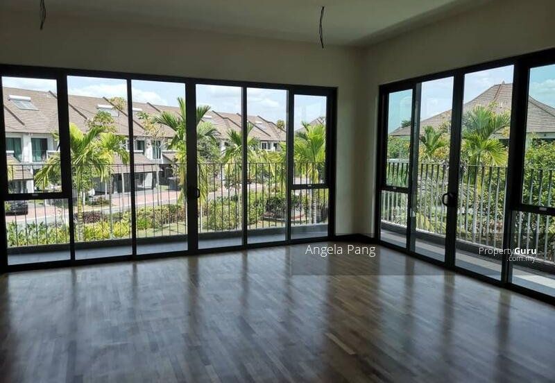 Charms of Nusantara, Setia Eco Glades