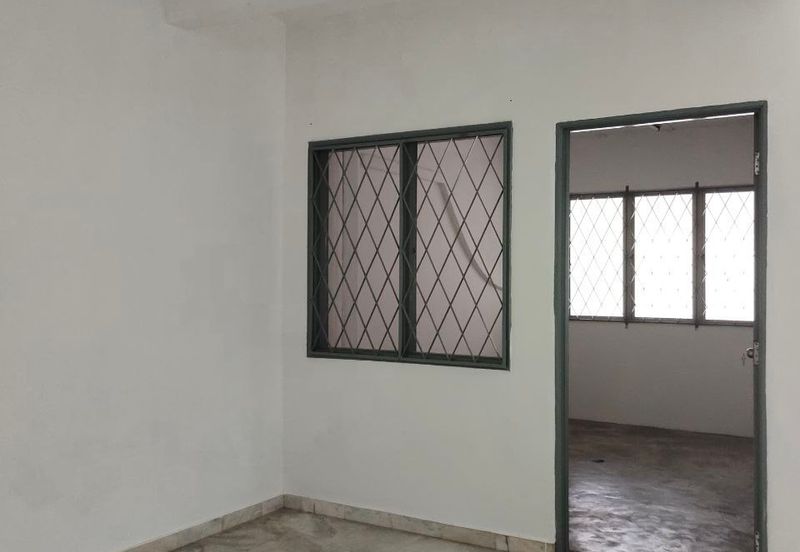 Taman Kinrara Seksyen 2