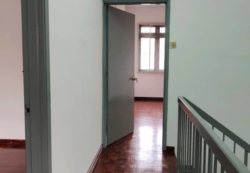 Taman Kinrara Seksyen 2