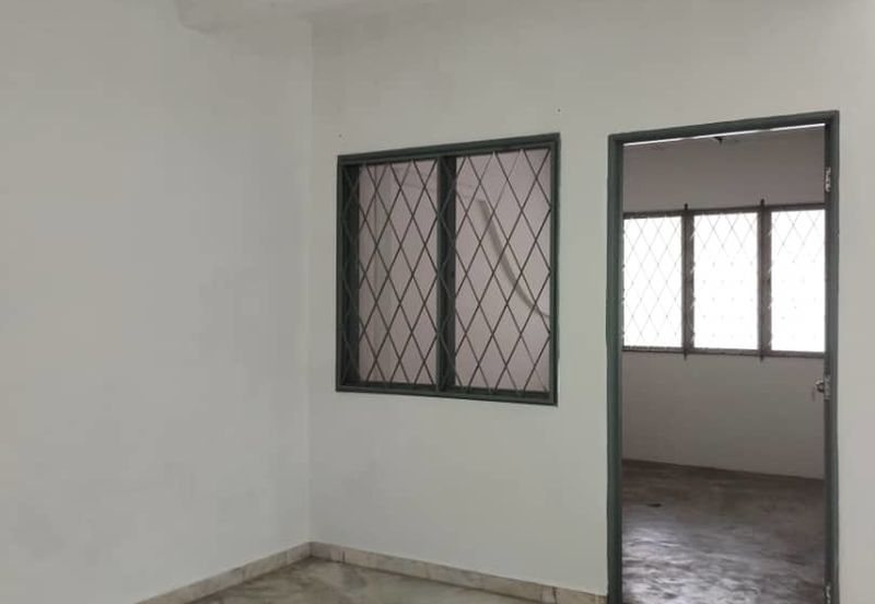 Taman Kinrara Seksyen 2