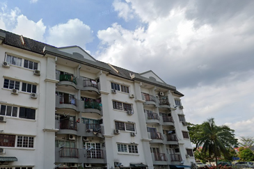 Sri Tanjung Apartment