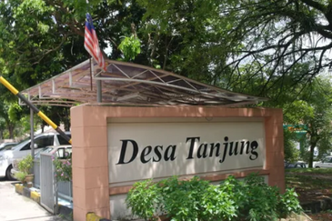Desa Tanjung
