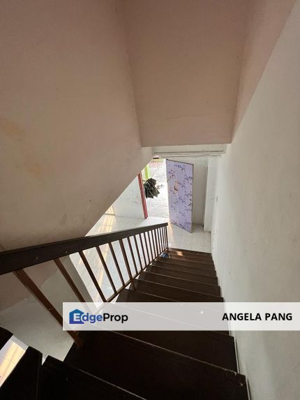 2 storey House @ Taman Pinggiran , Seri Kembangan, Taman Equine, Selangor, Seri Kembangan