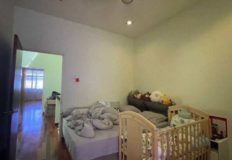 Bandar puteri Puchong 11, 2 Storey House 