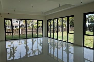  Charms of Nusantara Setia Eco Glades 