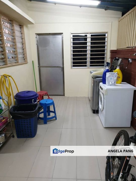 2 Storey End Lot Seksyen 8 Shah Alam , Selangor, Shah Alam