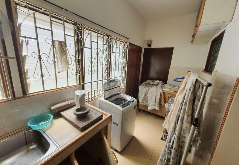 Happy Garden (Taman Gembira)