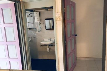 Perdana Villa Deluxe, Taman Pandan Perdana