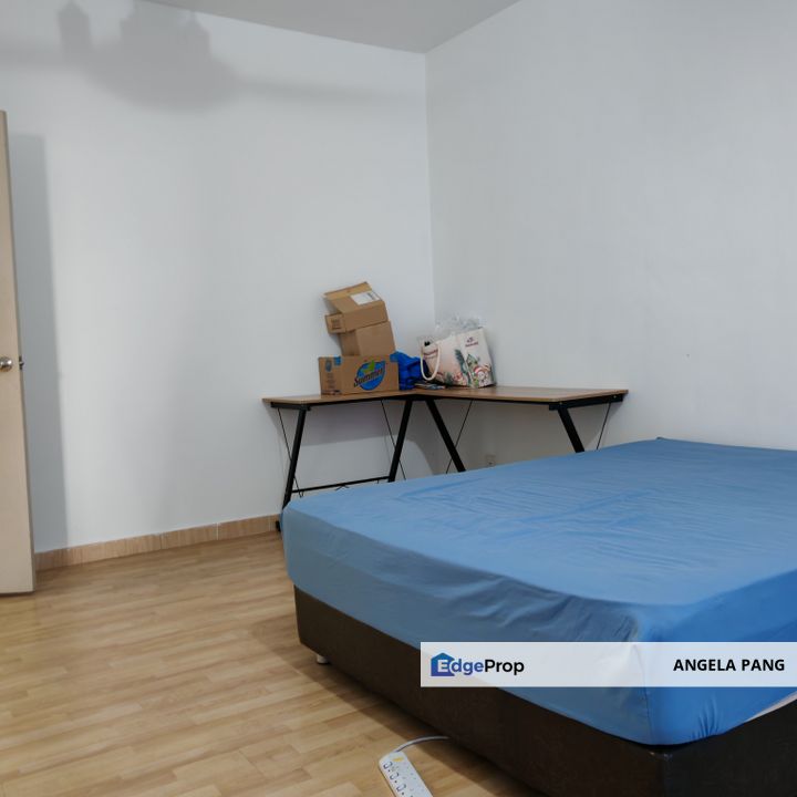 2 Storey Taman Puncak Jalil For Sale 18x60, Selangor, Seri Kembangan